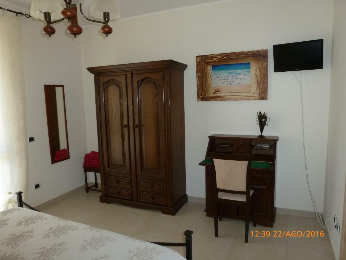 Sogno Di Mare Bed and Breakfast Pula Exteriör bild